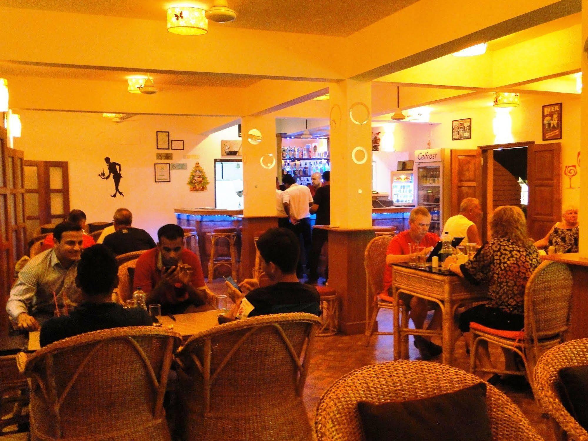 Ruffles Beach Resort Candolim Zewnętrze zdjęcie
